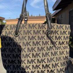 Michael Kors Handbag Used Black 