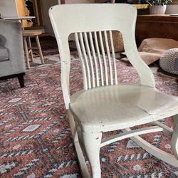  Antique Rocking Chair – Vintage Cream Paint