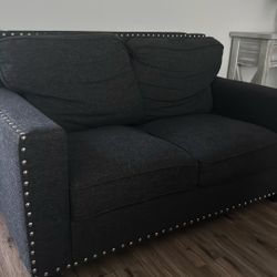 Free 2 Couches 