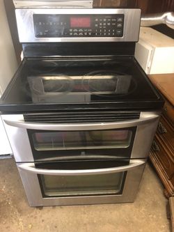 LG stove/double oven
