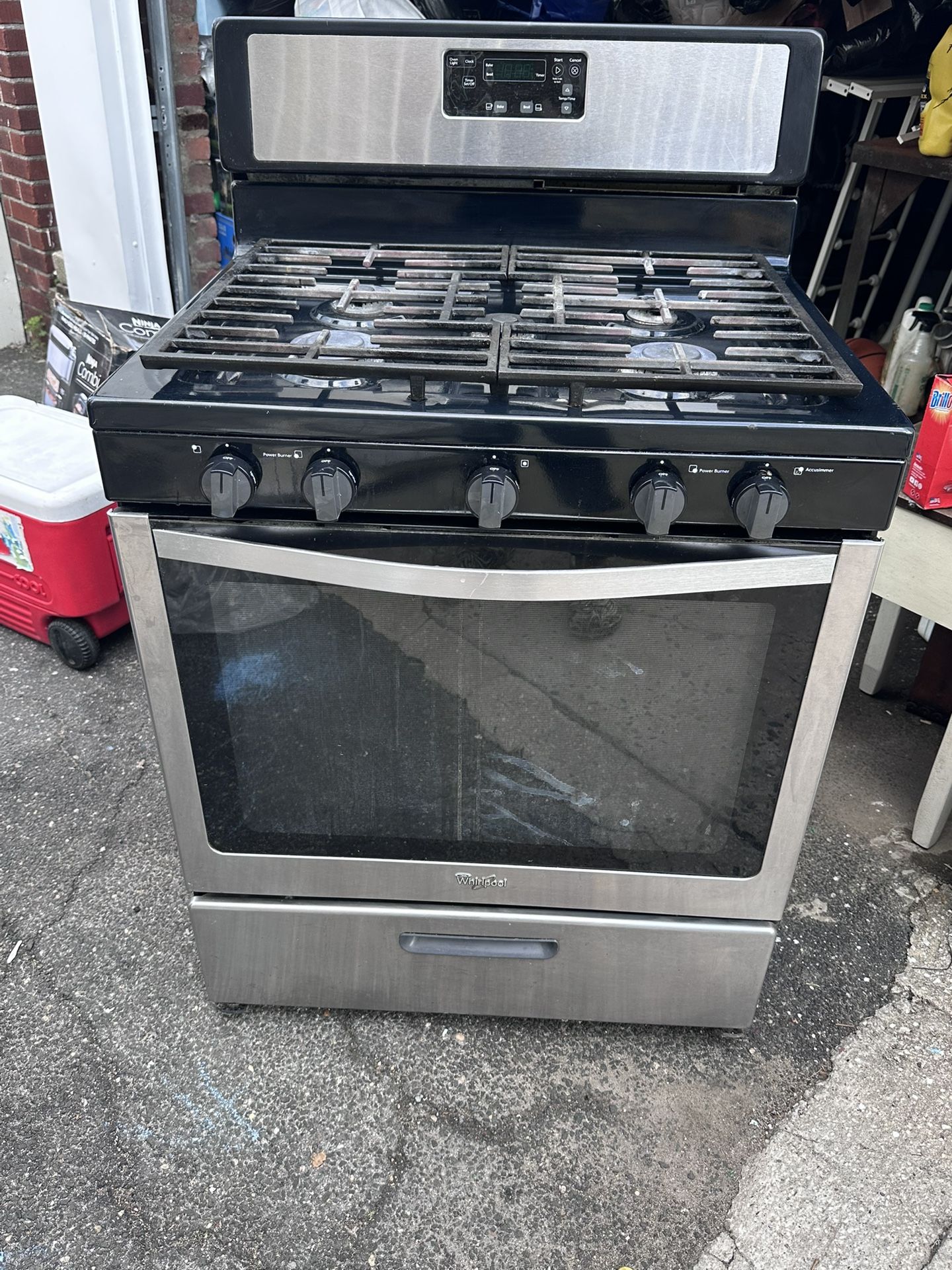 Whirlpool Gas Stove (5 Burners)