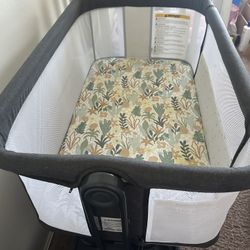 Baby Bassinet-like New  