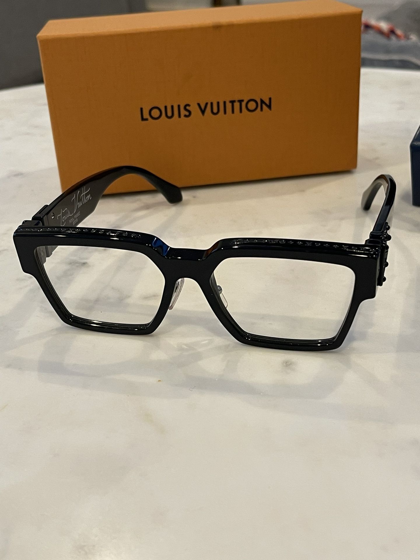 LOUIS VUITTON EYEWEAR