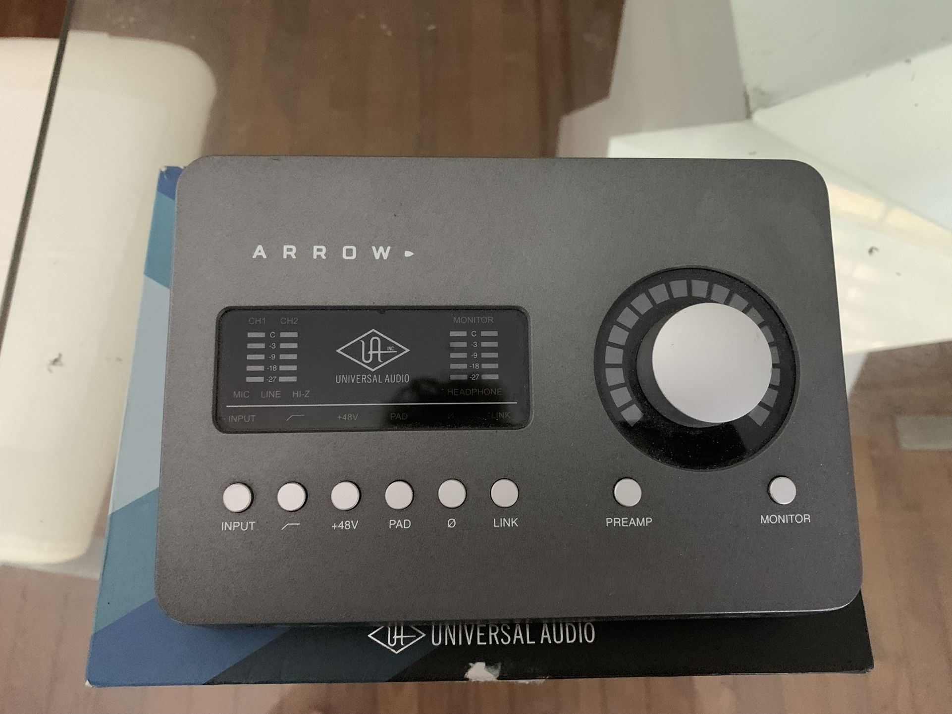 Universal Audio Arrow 