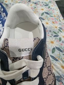 Sneaker size8.5  GUCCI  USED ONCE