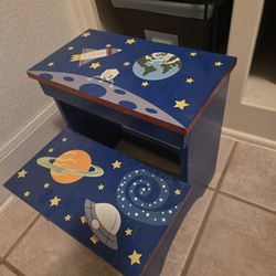 Outerspace kids step stool, coat rack shelf & planets pic
