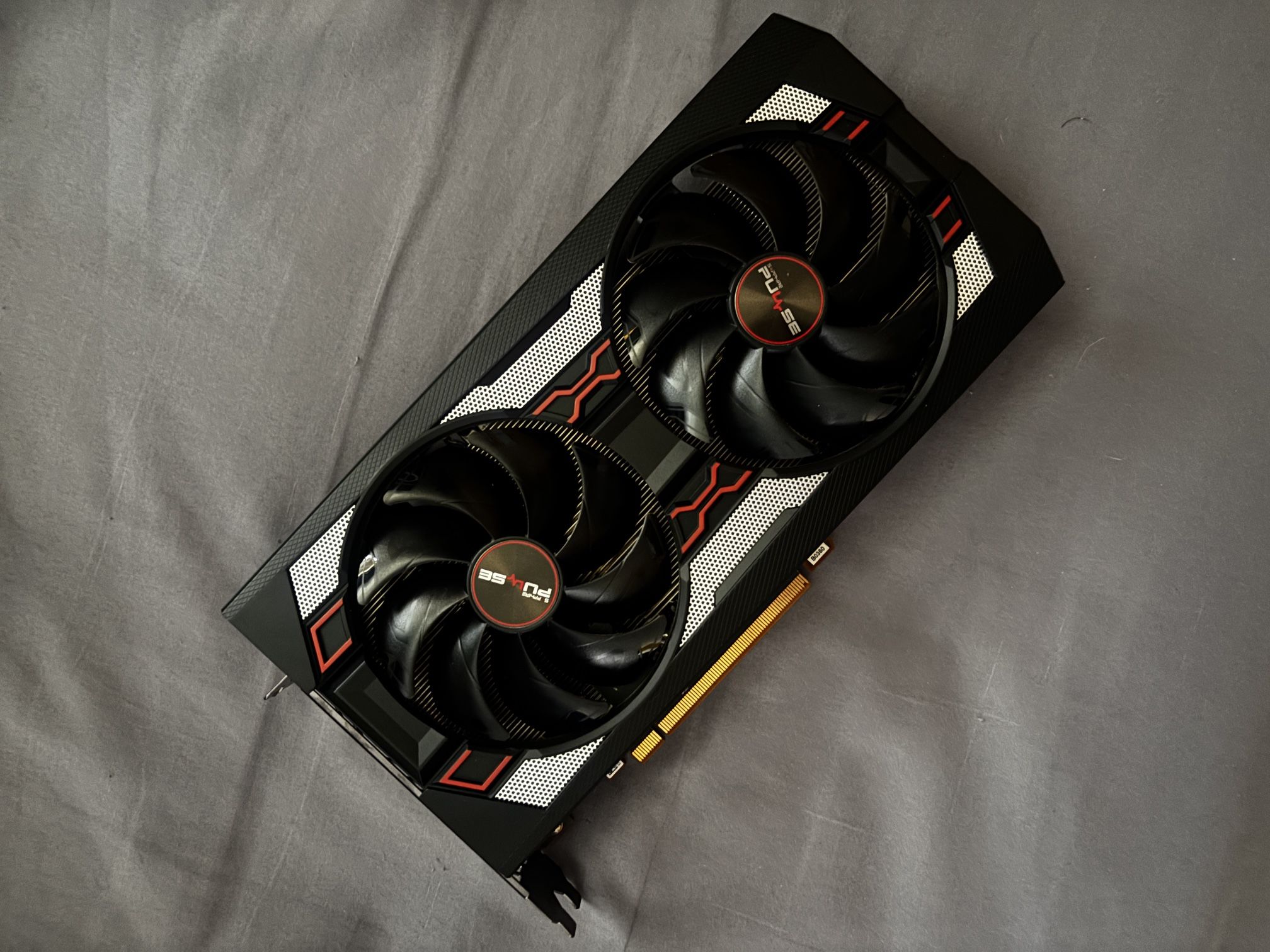 Sapphire PULSE 5600XT 6GB