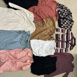 Women’s Size Extra Small Tops 