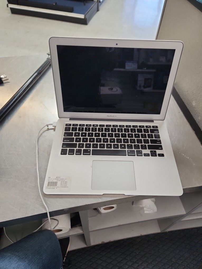 Broken MacBook Air for Sale in San Antonio, TX OfferUp