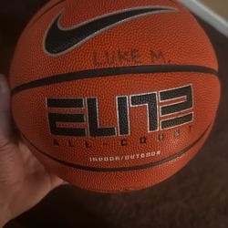 Size 6 Nike Elite All Court Premium Leather Basketball