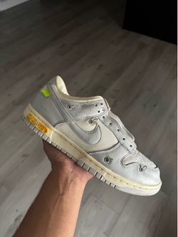 Off White Dunks size 8M “Lot 6”