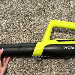 RYOBI ONE+ 18V Cordless Battery Leaf Blower