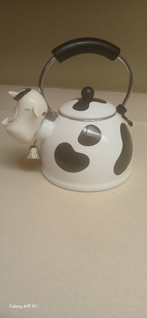 M. Kamenstein VINTAGE Cow Kettle