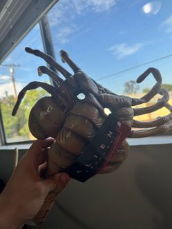 Alien Romulus mask - Hall H SDCC exclusive
