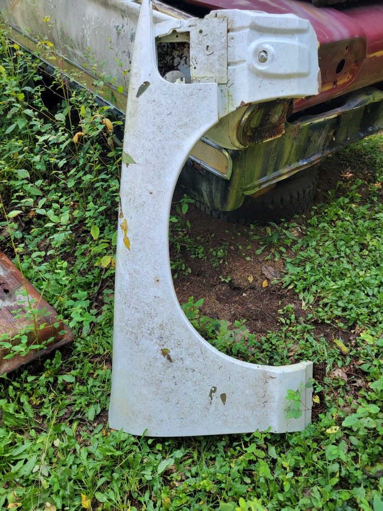 Crown Vic police interceptor passenger fender, miscellaneous, and driveshaft