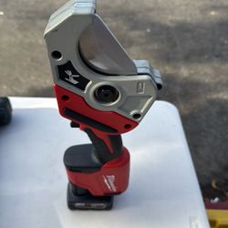 M12  12v Lithium- Ion  Cordless PVC Pipe Shear 