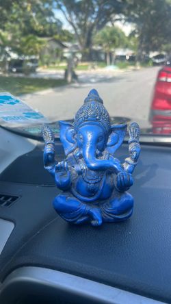 Handmade Royal Blue Raisin Ganesha Statue