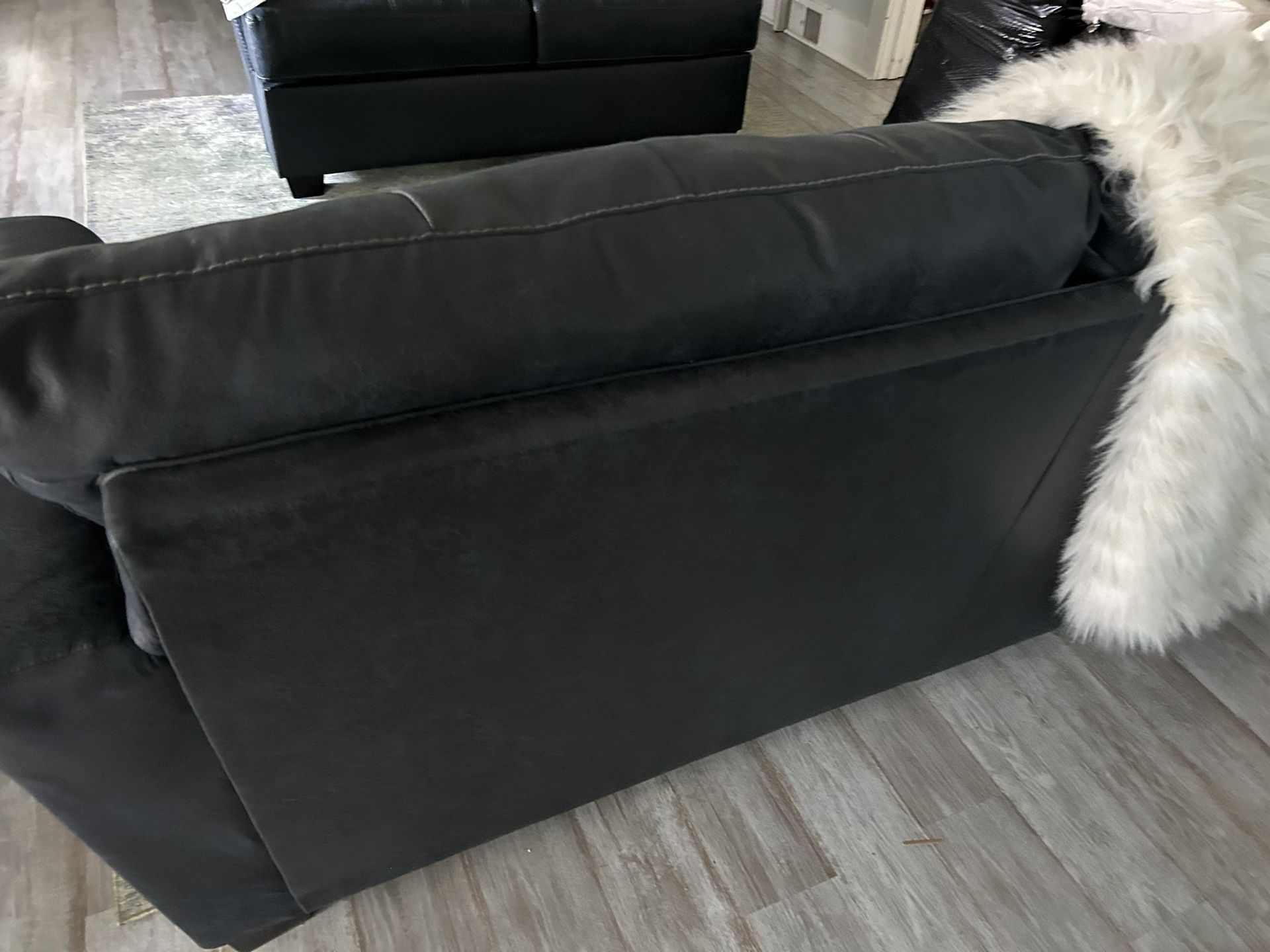 2pc Couch Loveseat Set