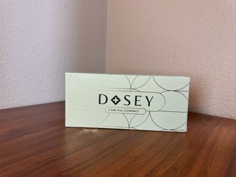 New in box- Dosey 7 Day Pill Compact, Sage Green/Gold