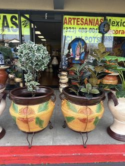 Macetas, Fuentes,decoraciones Para El Jardín. Pregunté Por Precios 