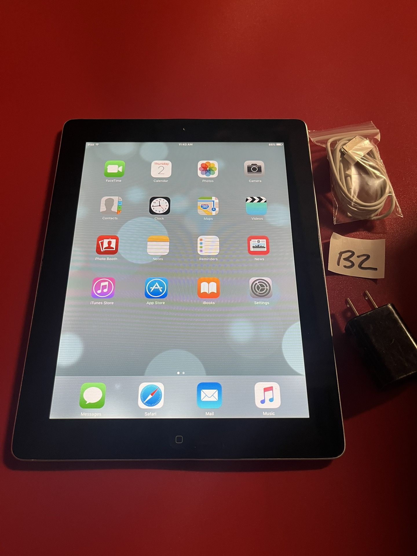 Apple iPad 2nd Gen 16GB WiFi 9.7” iPad—Black complete with usb and