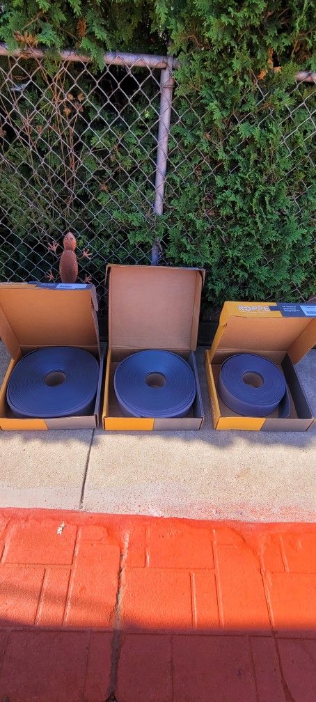 Rubber Wall Base