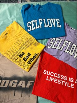 5 woman tee shirts size large