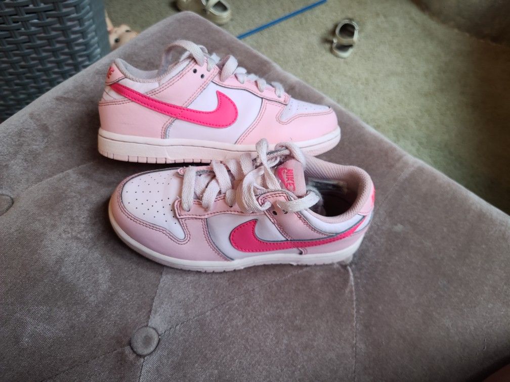 Dunk Low Size 13 Triple Pink