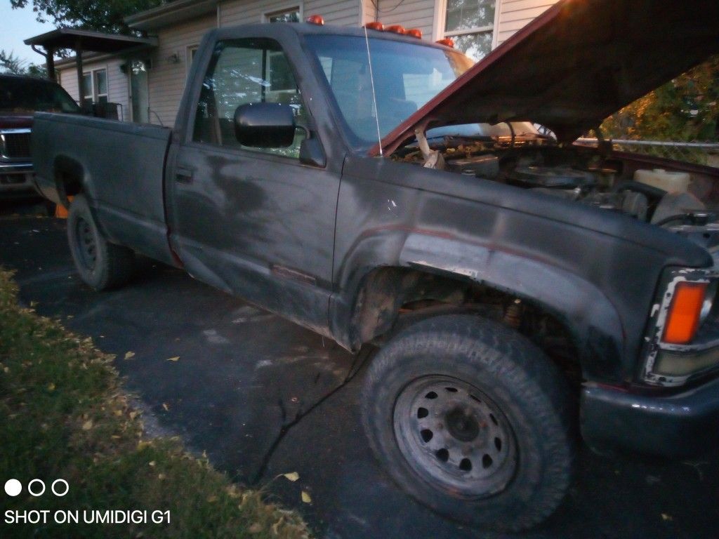 Chevy Silverado 3/4 Ton Four-wheel Drive