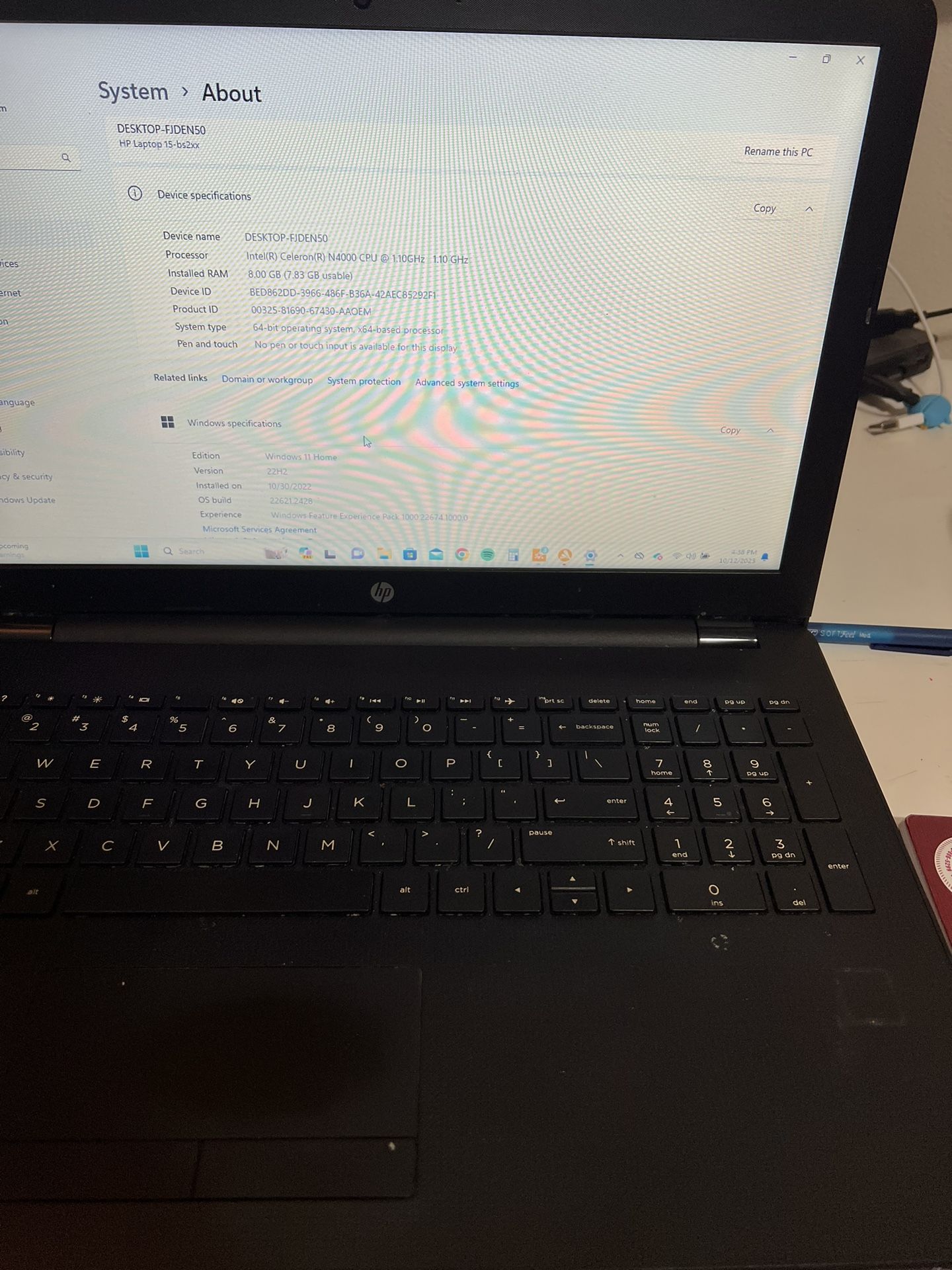 HP Laptop 15-bs212wm