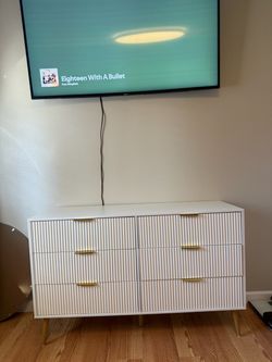 White 6-Drawer Dresser with Gold Accents