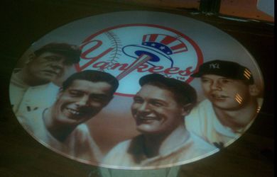 Yankees Custom 42" Round Glass Table Top