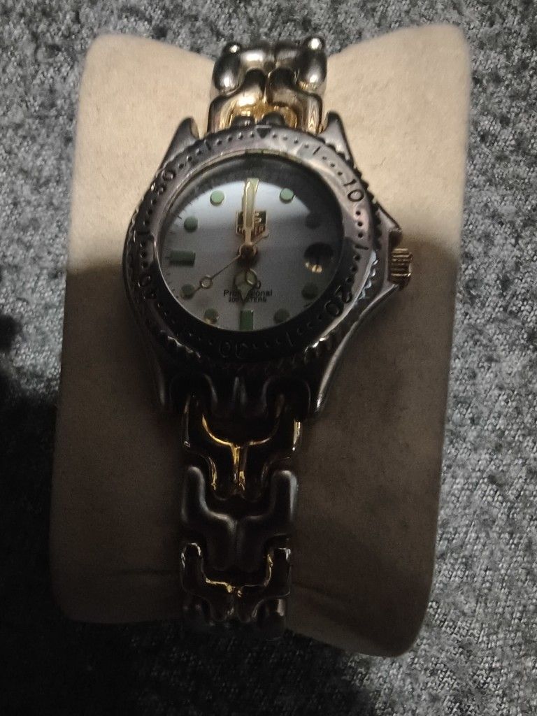 Women's Vintage Tag Heuer S/el Series Watch