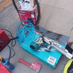 Makita Framing Gun With Compressor And Hose 