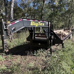 2015 BigTex 3XGN-30 HD Gooseneck Straight Deck Trailer
