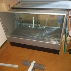 Display Case Retail Nice Condition 