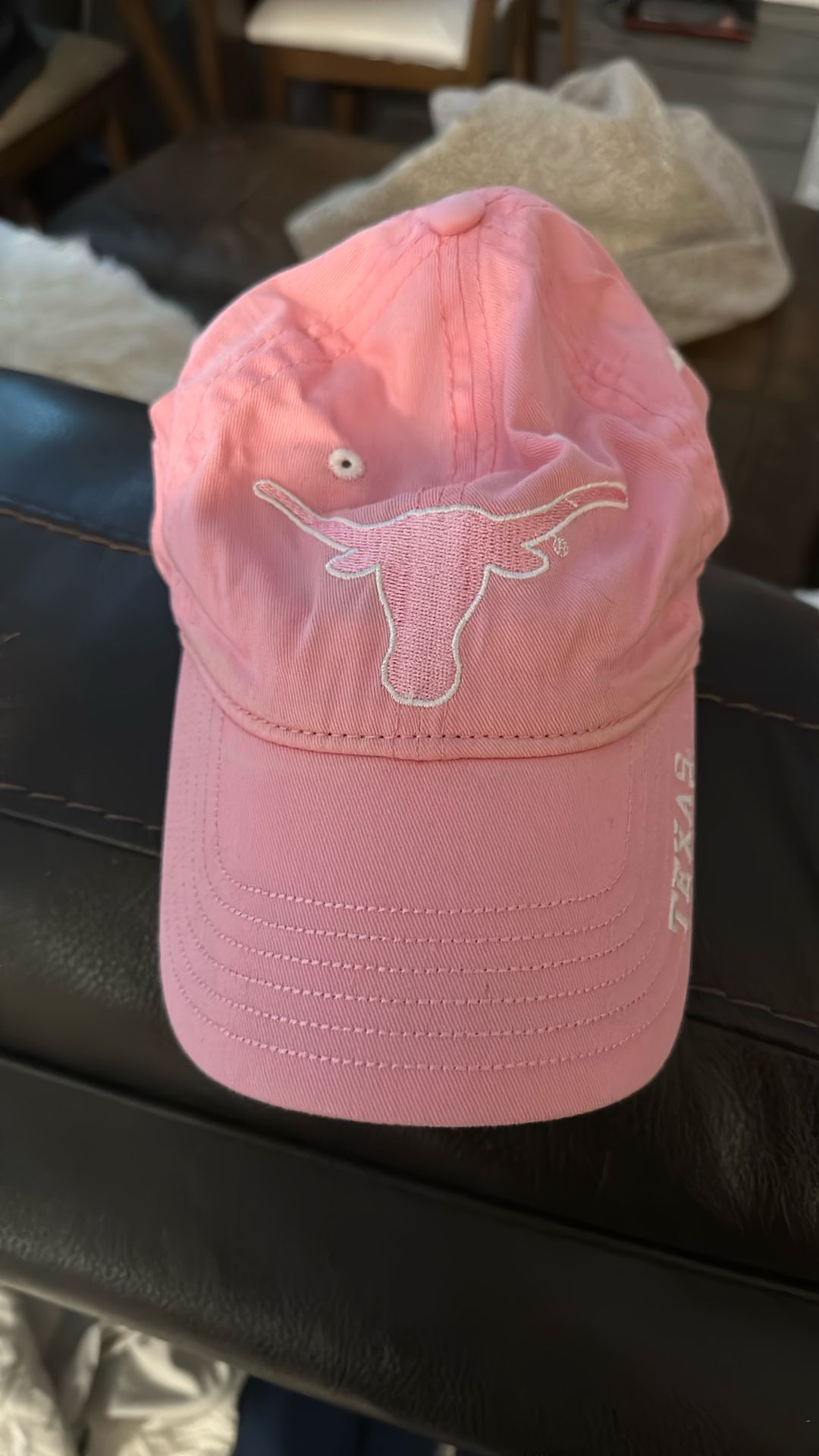 UT Hat Pink