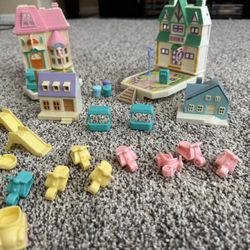 Mini  Bear Village 1990’s. 141 Pieces. 