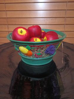 Metal Webbed Basket/Dish Adorned With Metal Fruit Pieces & Filled With Artificial Apples