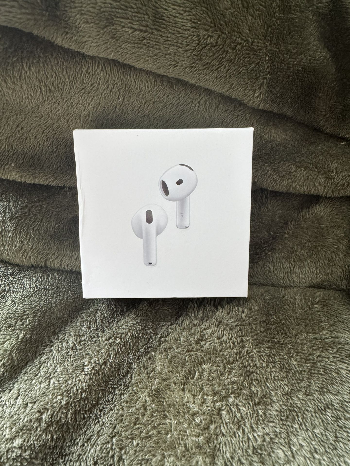 AirPods 4 With Active Noise Cancellation
