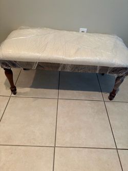 Indoor bench