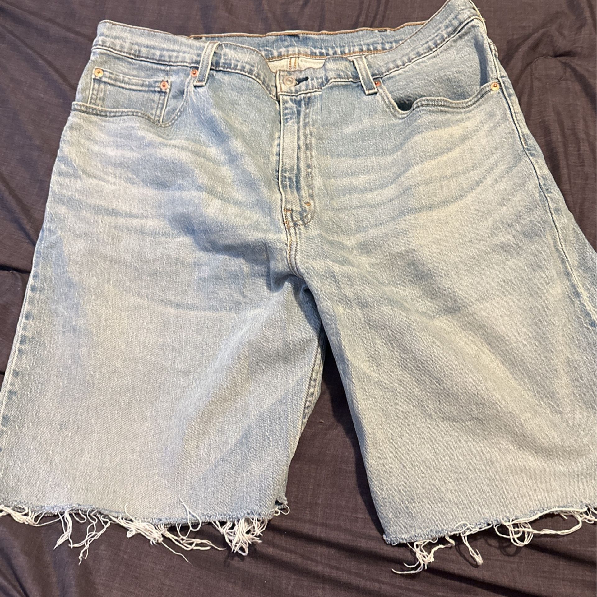 Levi Jorts