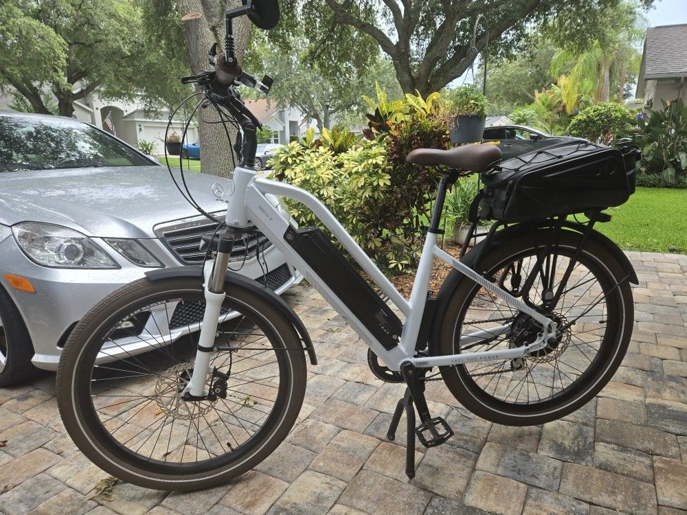 Magnum Metro X Electric Bike