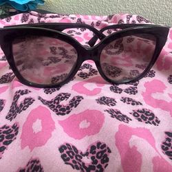 Gucci cat eye sunglasses