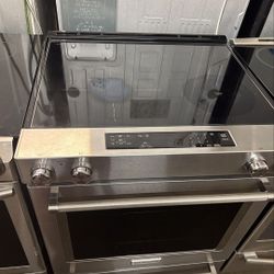 KitchenAid Slide Electric Stove W/ Convention Oven 