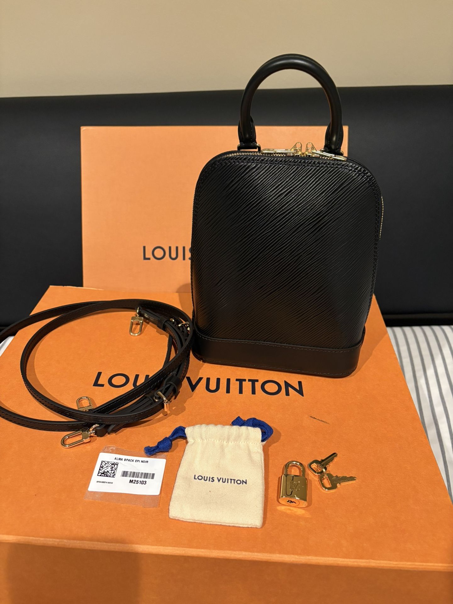 louis vuitton backpack orange Monogram Macassar Christopher MM 1421865 – FASHIONPHILE The result of a collaboration between virgil abloh and japanese streetwear icon nigo Louis Vuitton Vintage - Epi