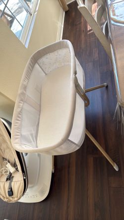 Free baby bassinet