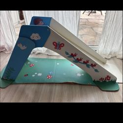 Portable children’s cardboard slide