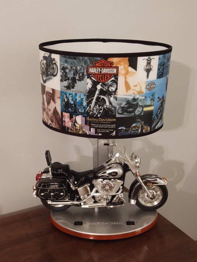 2004 Heritage Softail Harley Davidson Motorcycle Table Lamp with Sound
