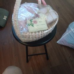 Wicker Heart Basket 